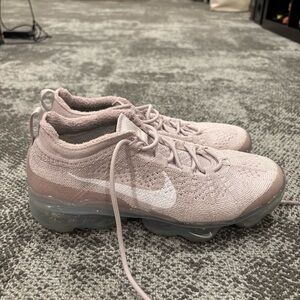 Nike Air VaporMax 2023 Flyknit Platinum Violet Athletic Running Shoes Womens 8.5